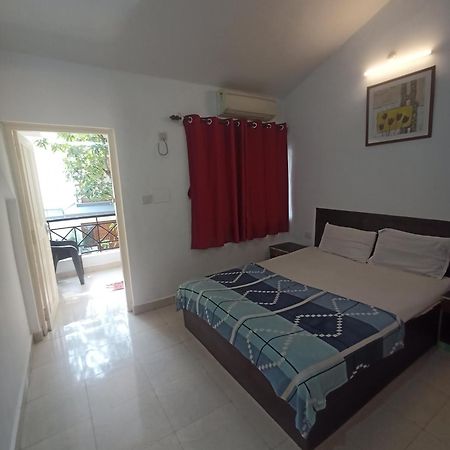 Goa Suites Holiday Home Calangute Esterno foto