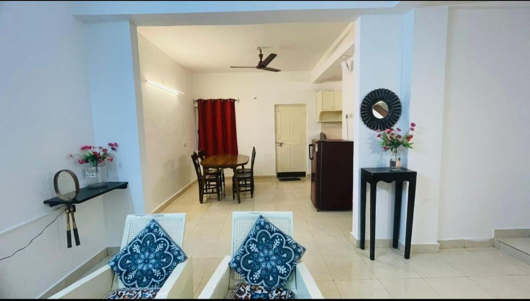 Goa Suites Holiday Home Calangute Esterno foto